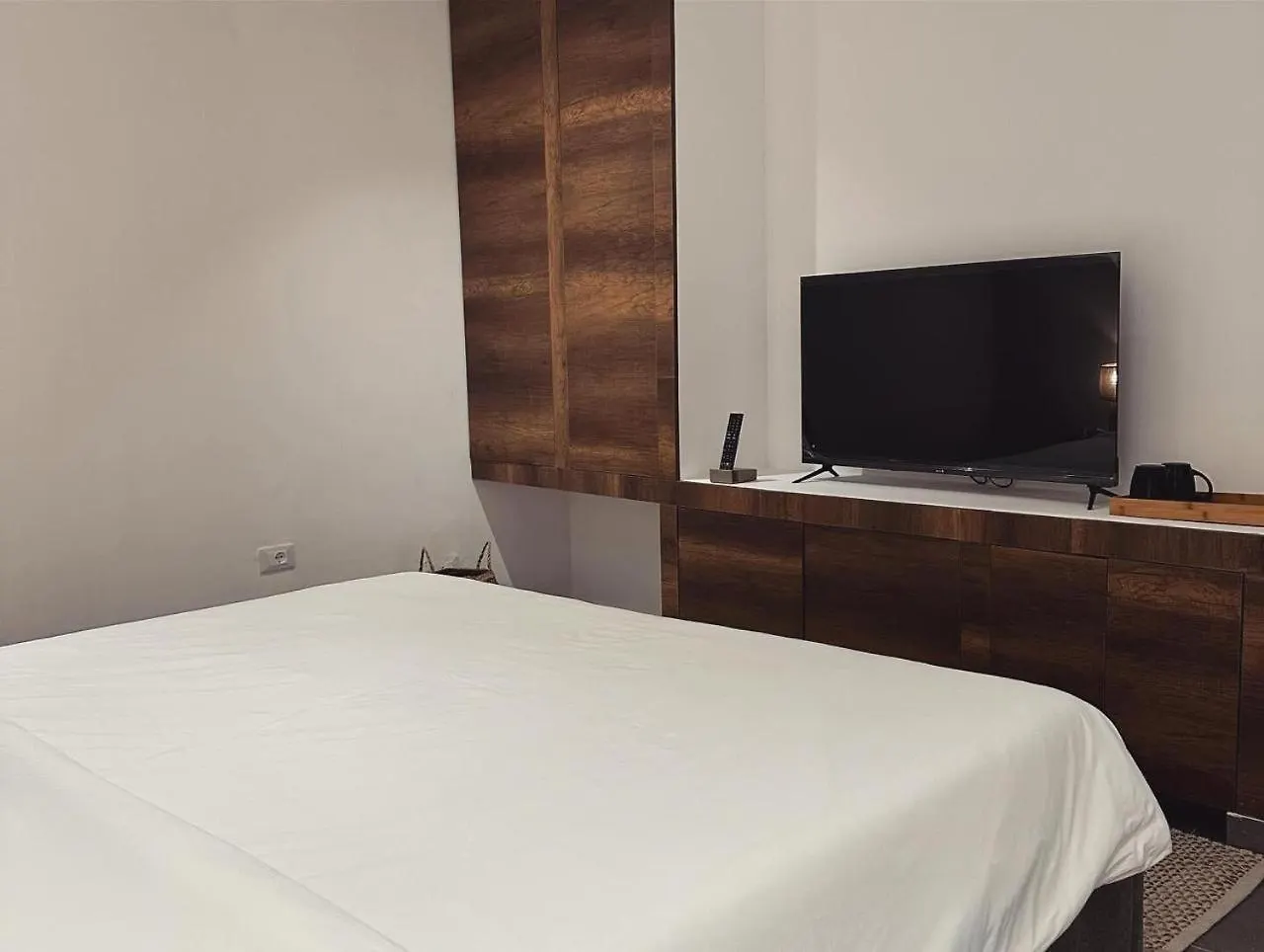 Lion'S Villa Vlore 0*,  Albania