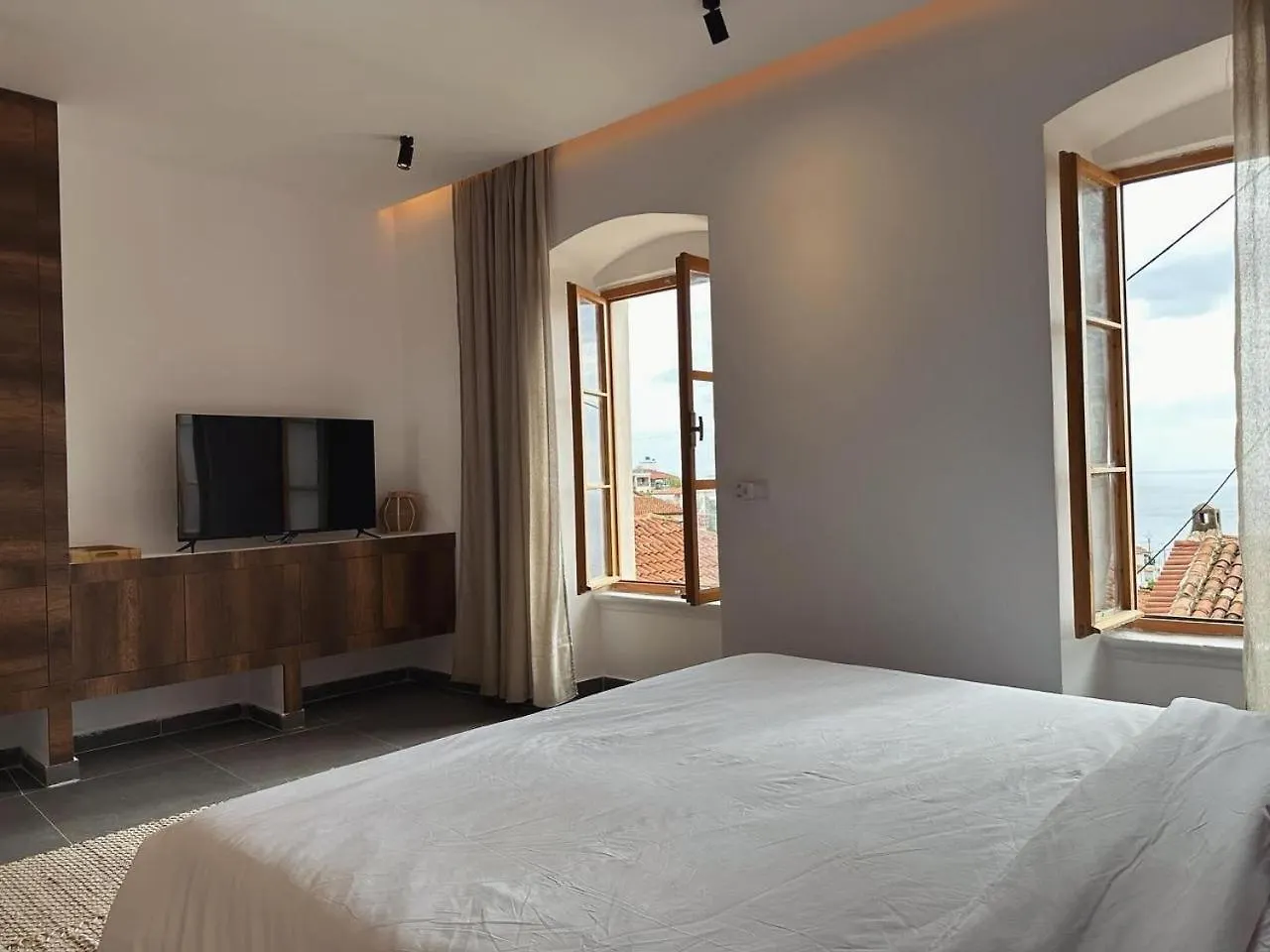 Apartment Lion'S Villa Vlore