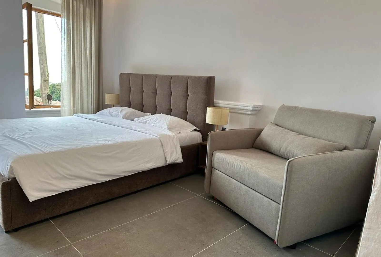 Lion'S Villa Vlore Albania